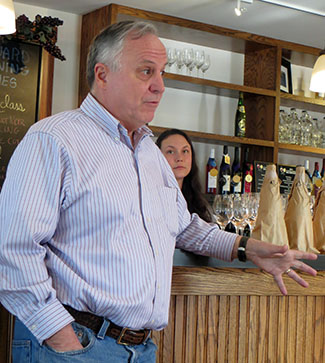 Owner and Verterra winemaker Paul Hamelin led us through the 21 Northern Loop wines.